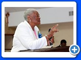 Evangelist Shirley Burrows encouraging the graduating Class of 2016 - 490A7606